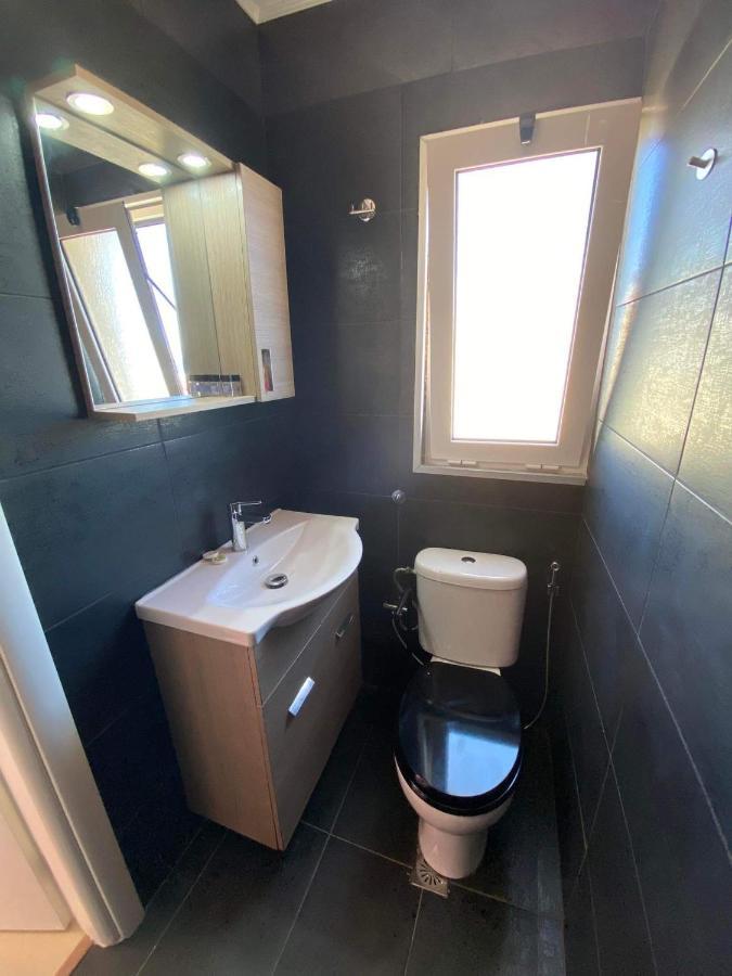 Lavrio 1Bdr Penthouse 7 Min On Foot From The Port 아파트 외부 사진