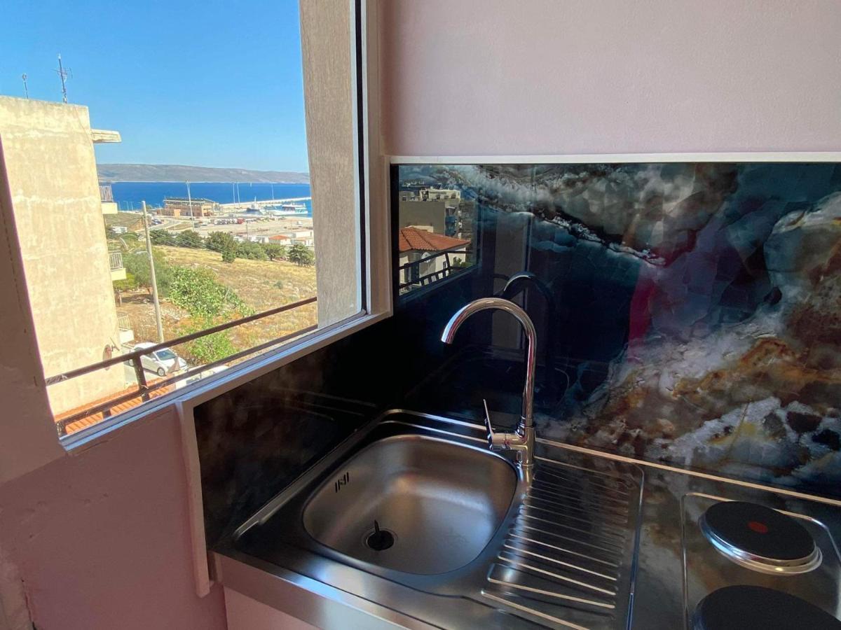 Lavrio 1Bdr Penthouse 7 Min On Foot From The Port 아파트 외부 사진